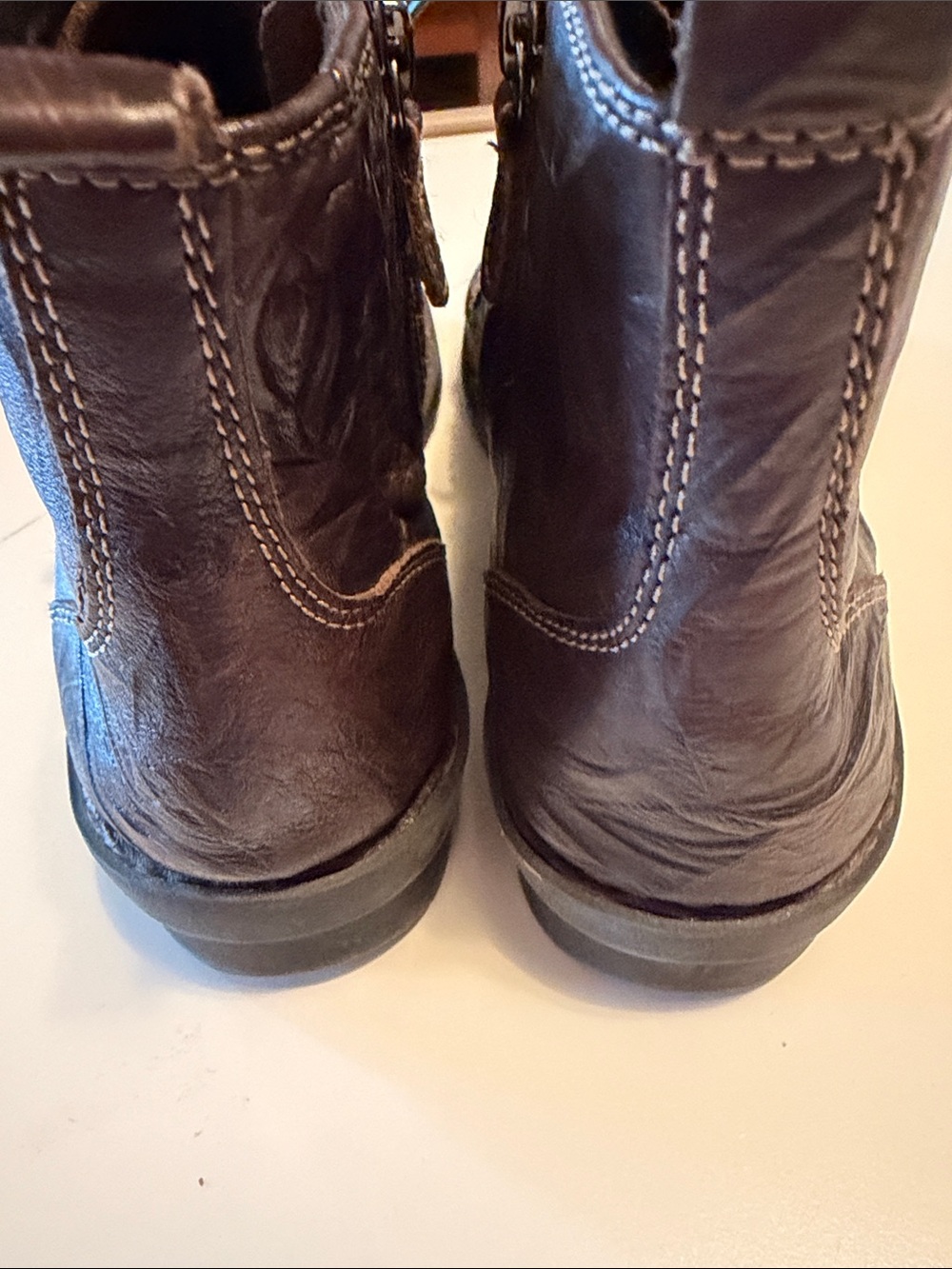 Clarks Nikki North lace up leather boots. Zip on sides. Crinkled brown leather - Picture 4 of 11